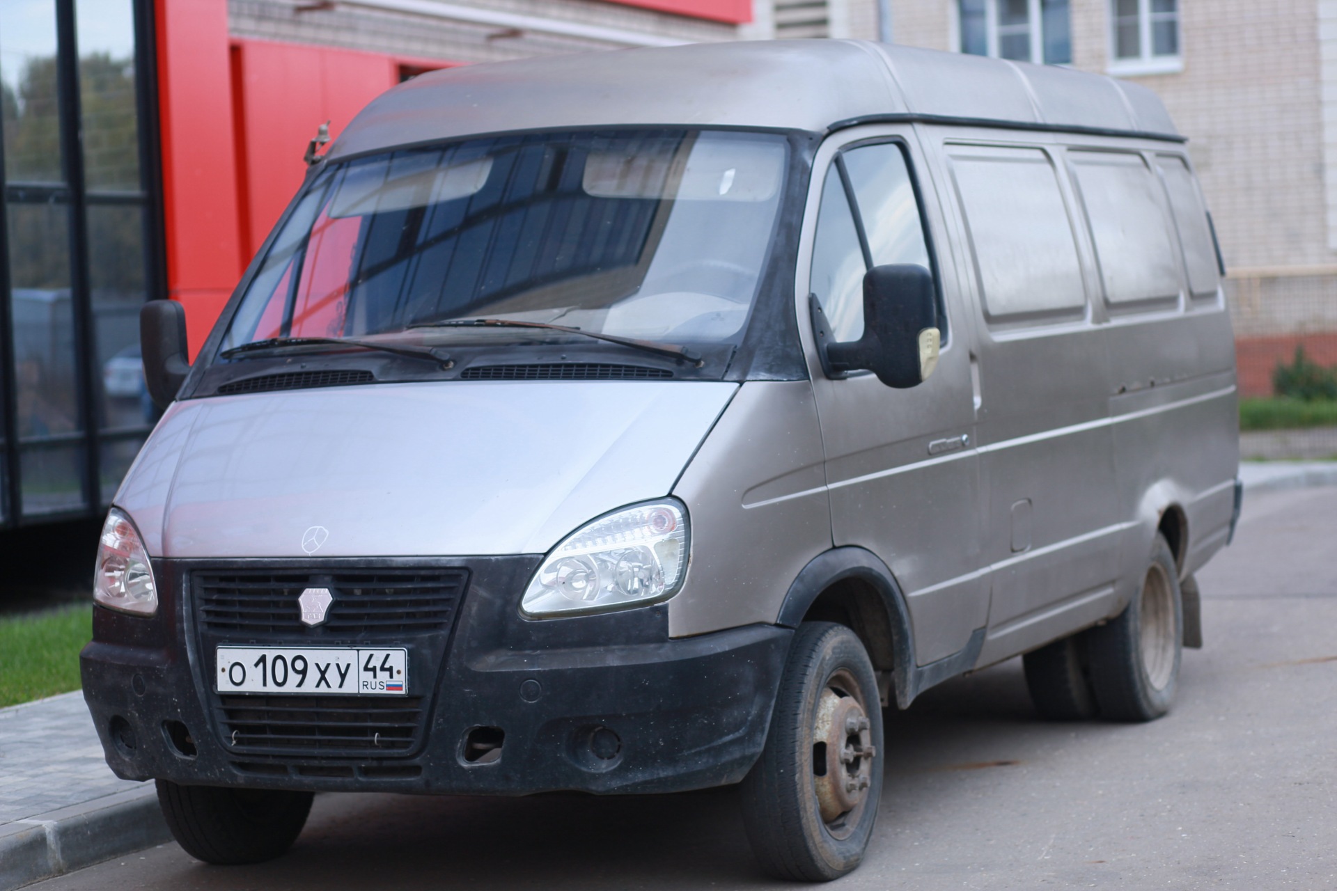 Газель ГАЗ-2705