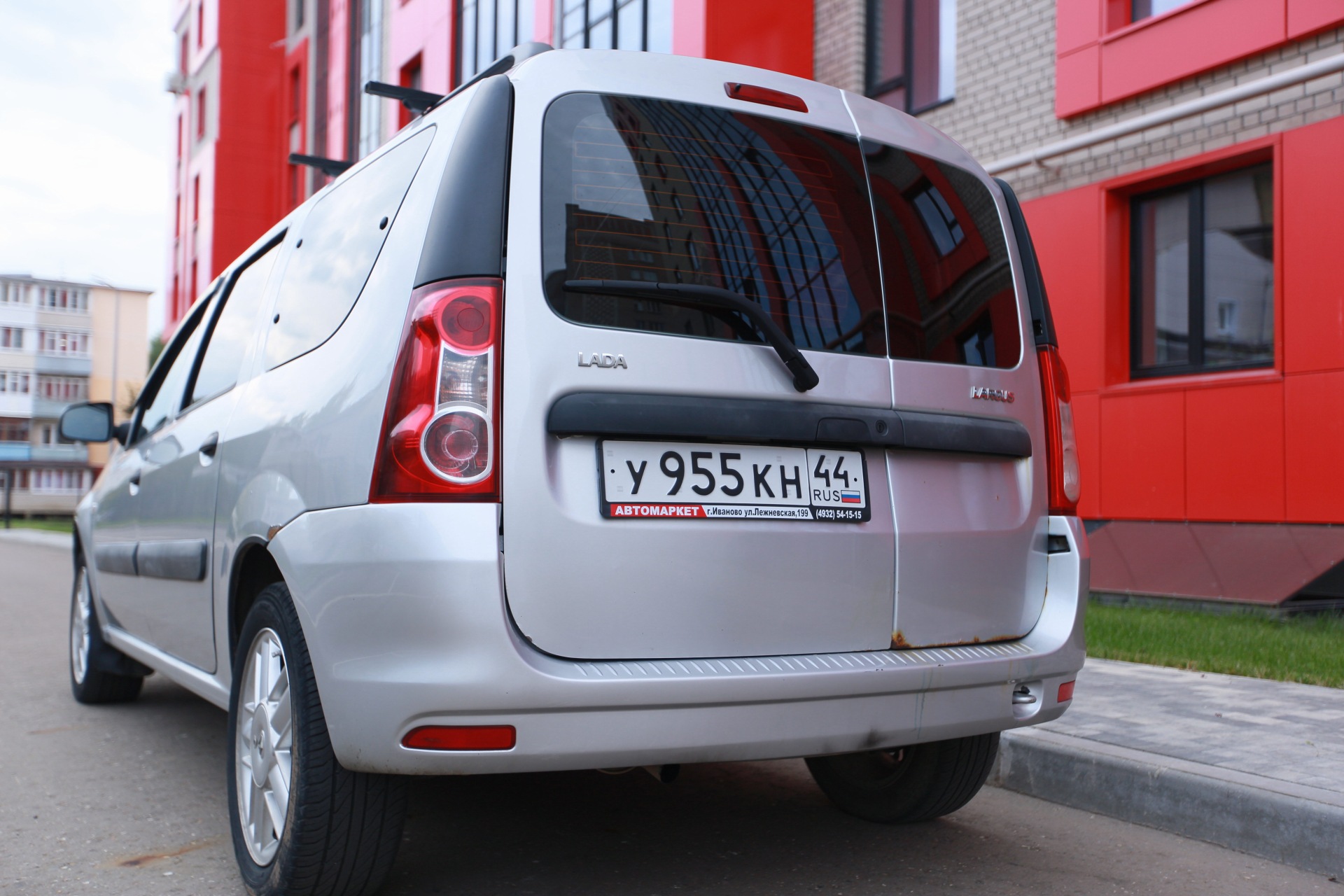 Lada Largus 7 мест